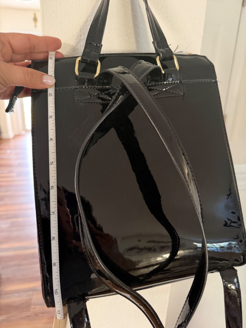 Tahari black bag - Picture 3 of 5